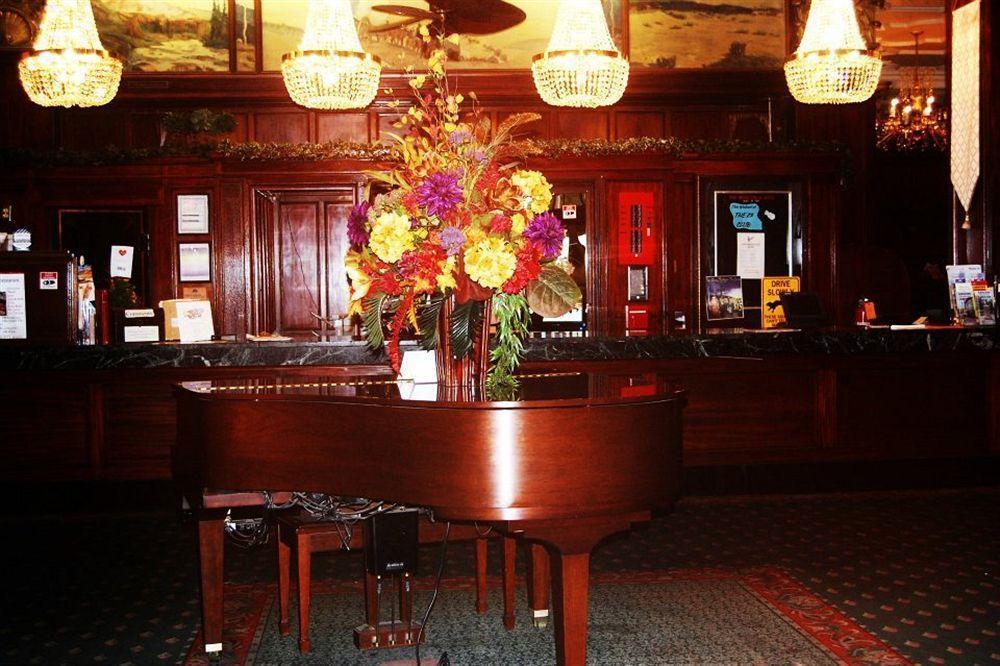 The Monticello Hotel 롱뷰 외부 사진